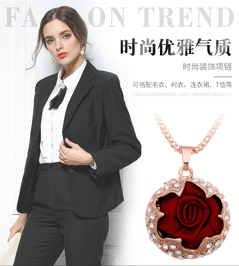 Autumn And Winter High Grade Rose Pendant Decorative