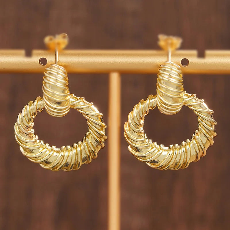 Twisted Design Hoop Earrings Classic Unisex Everyday Jewelry
