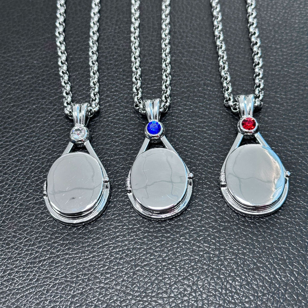 Animation Surrounding H2O Red Sand Seal Shell Necklace