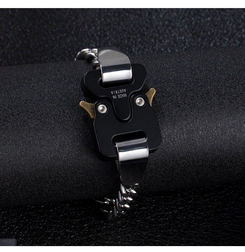 High Street Fashionable Plug Lock Ins Metal Thick