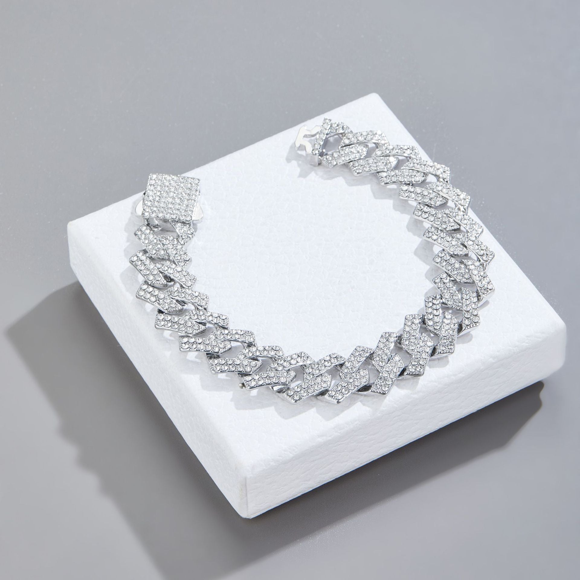 Hip Hop Bar Cuban Chain 15Mm Fashionable Alloy