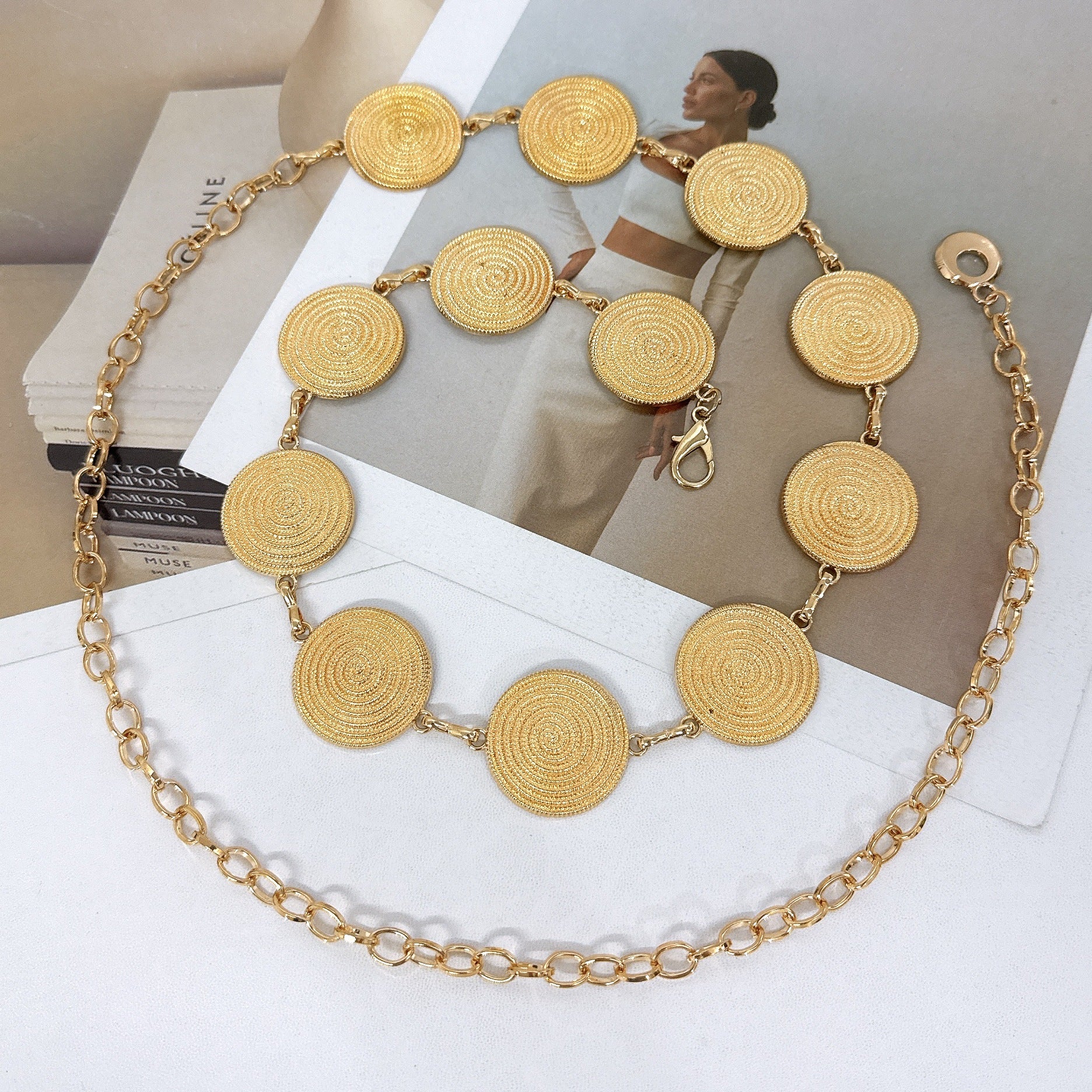 Threaded Round Swirl Metal Waist Chain For Women