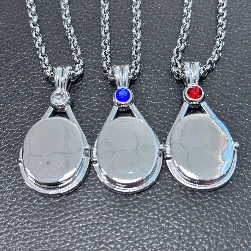 Animation Surrounding H2O Red Sand Seal Shell Necklace