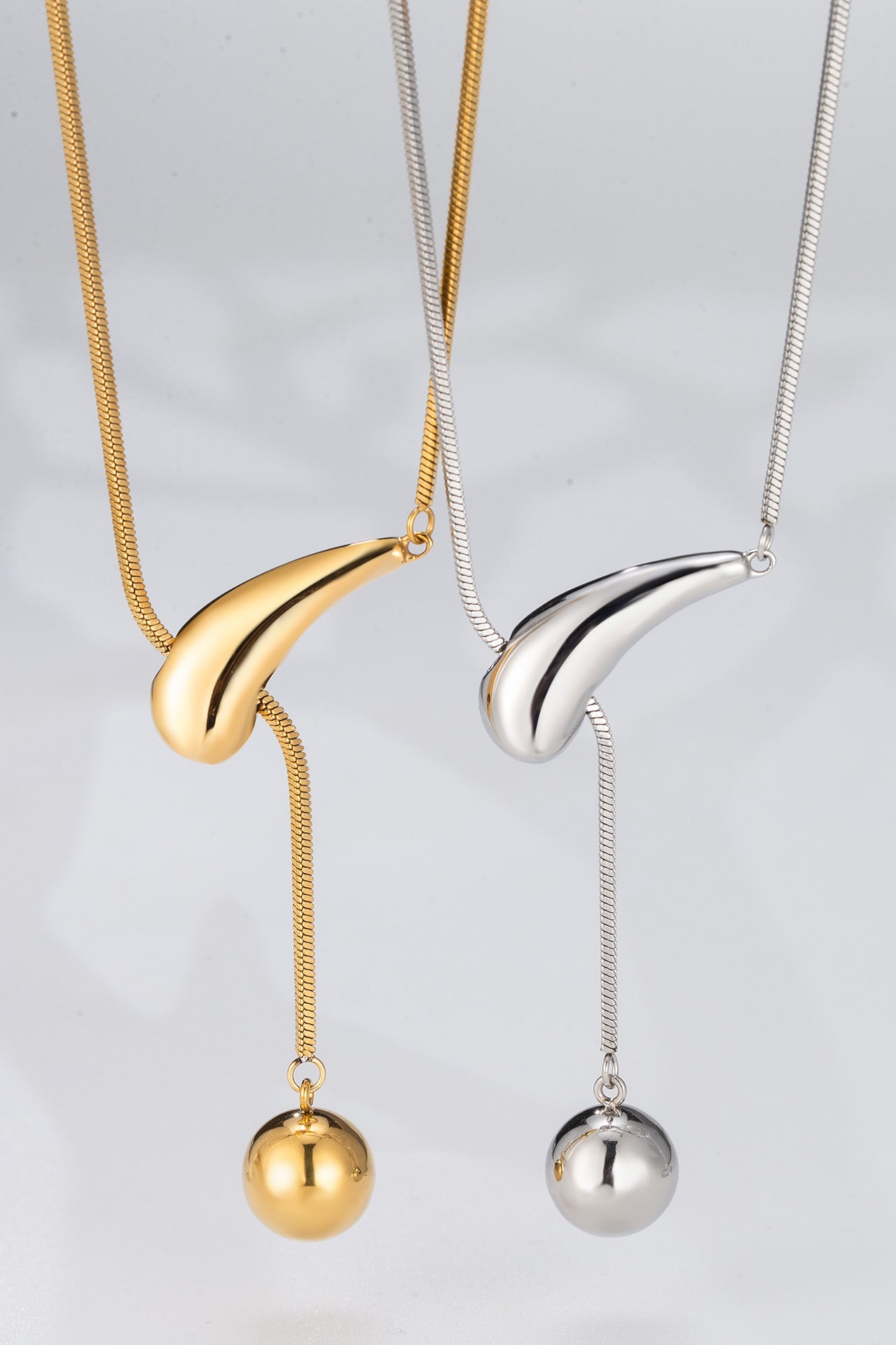 Creative Drawstring Water Drop Ball Necklace Titanium Steel